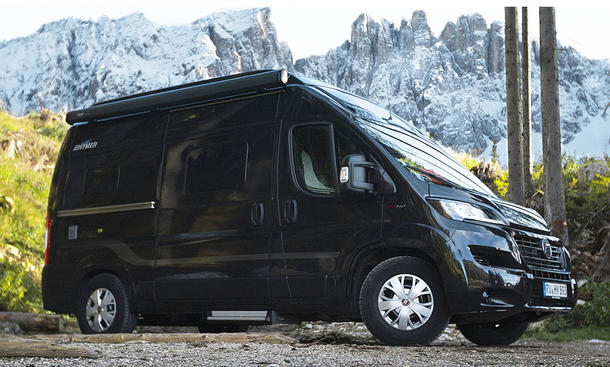 Hymer Free Van 540 (2024) von schräg vorne rechts