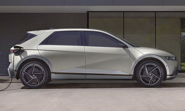 Hyundai Ioniq 5 Facelift (2024); stehend, Seite