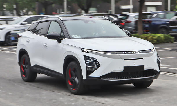 Omoda 5 EV (2024)