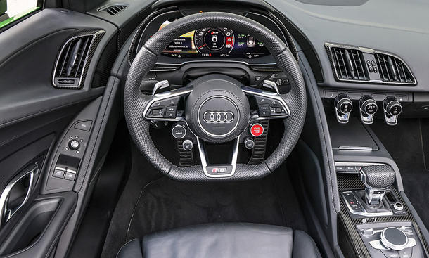Audi R8 Spyder V10 performance