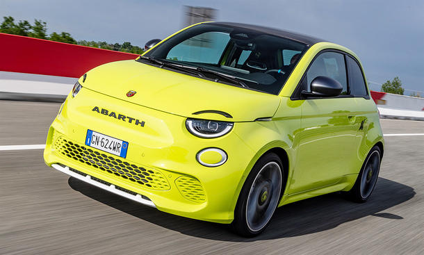 Abarth 500e (2023)