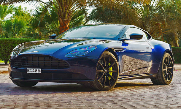 Aston Martin DB11 V12 (2021)