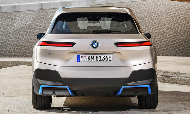 BMW iX (2021)