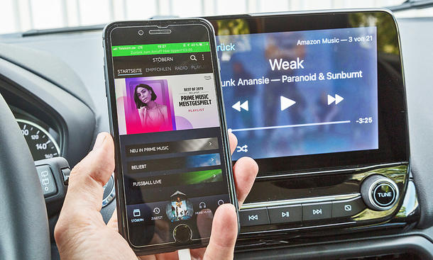 Ford EcoSport: Connectivity - Aleksander Perkovic Ford EcoSport: Connectivity