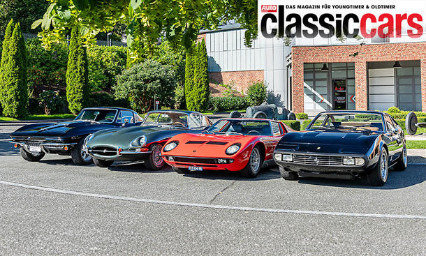 Corvette C2/E-Type/Miura S/365 GTC/4 nebeneinander