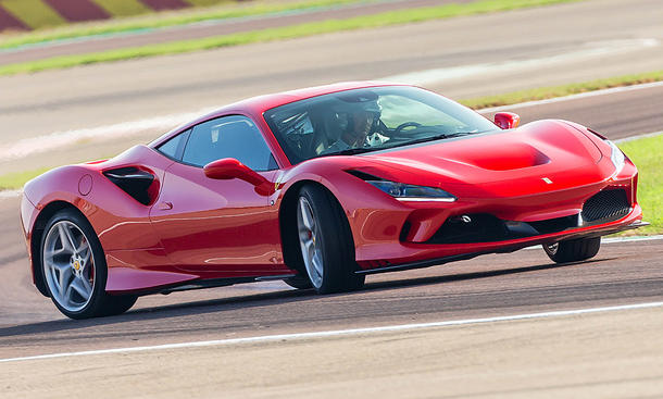 Neuer Ferrari F8 Tributo 2019 Erste Testfahrt