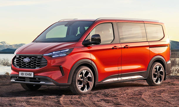 Ford E-Tourneo Custom (2023)