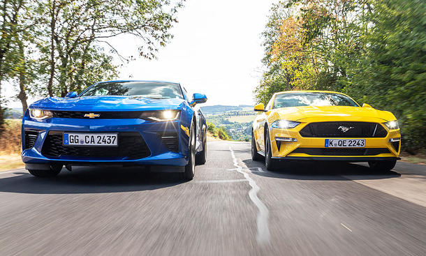 Ford Mustang GT (Facelift)/Chevrolet Camaro: Test