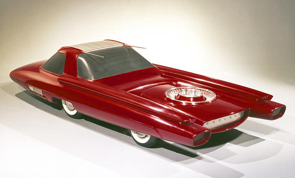 Der Ford Nucleon (1958) statisch von schräg hinten fotografiert.