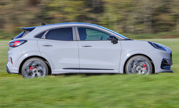 ford-puma-st-2020-02.jpg