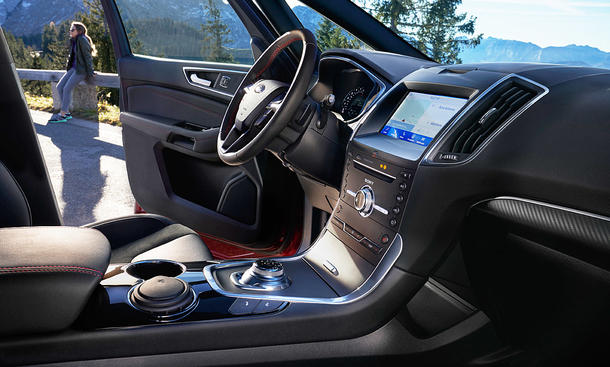 Ford S-Max Hybrid (2021)