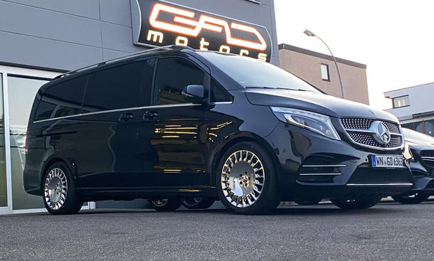 مرسيدس الخامس - فئة من GAD Motors - GAD Motors منظر من فئة مرسيدس V من GAD Motors.