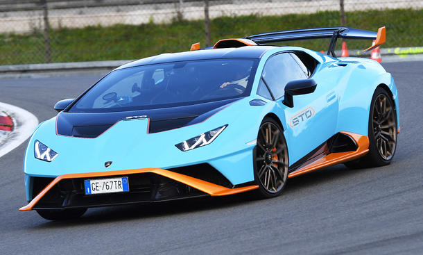 Lamborghini Huracán STO