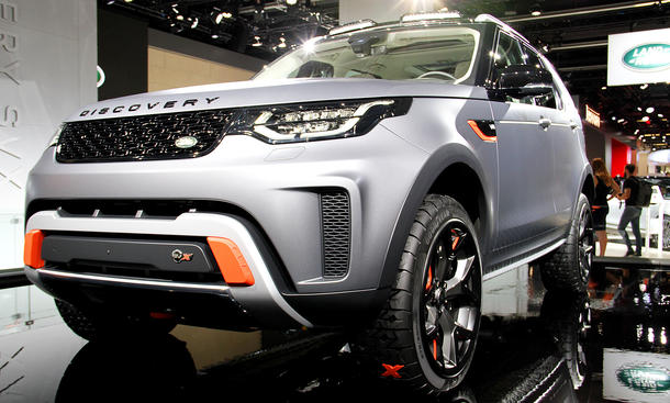 Land Rover Discovery SVX (2018)