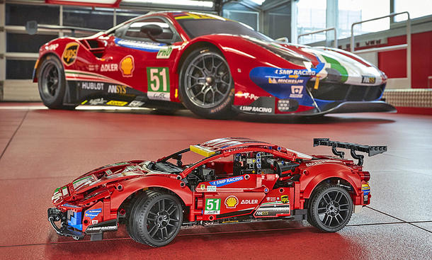 Ferrari 488 GTE: Lego Technic-Bausatz