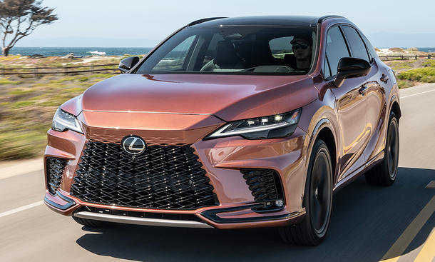 Lexus RX (2022)