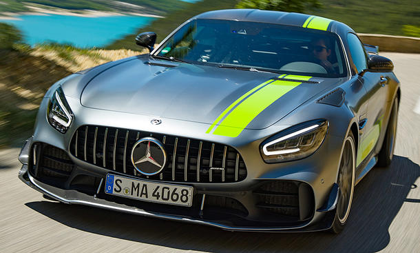 Mercedes-AMG GT R Pro 