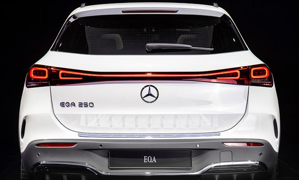 Mercedes EQA (2021)