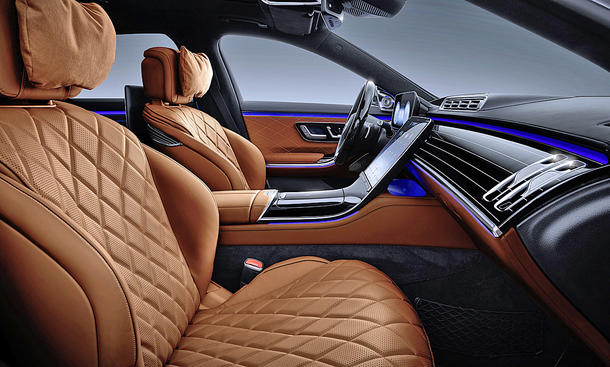 Die Vordersitze der Mercedes S-Klasse.