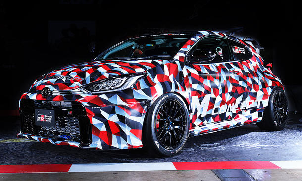 Blick von schräg vorne auf den Toyota GR Yaris M-Concept (2025).