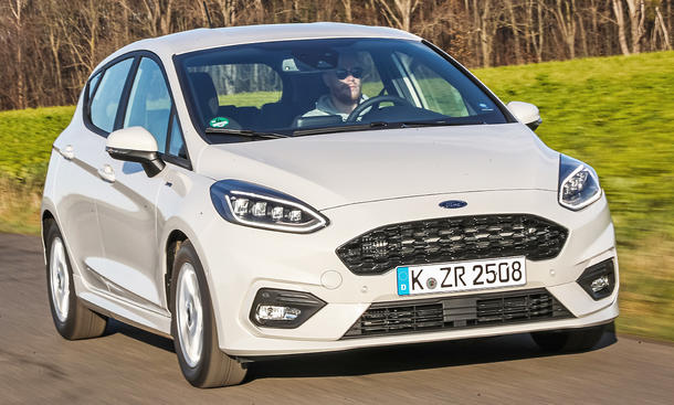 ford puma dimensions compared to fiesta