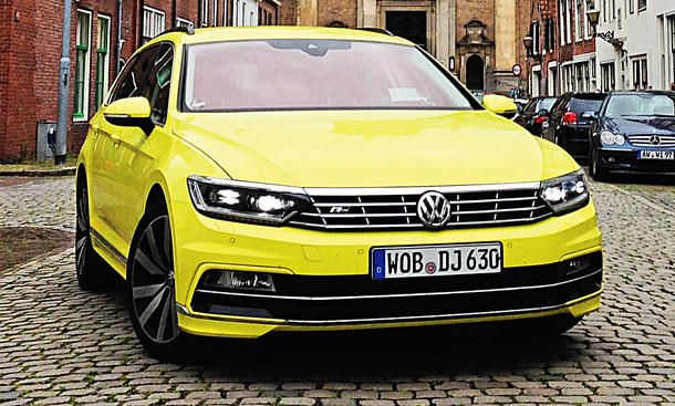 VW Passat B7 Variant gelb 