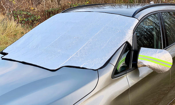 Autoscheibe vor Frost schützen - 5 Möglichkeiten