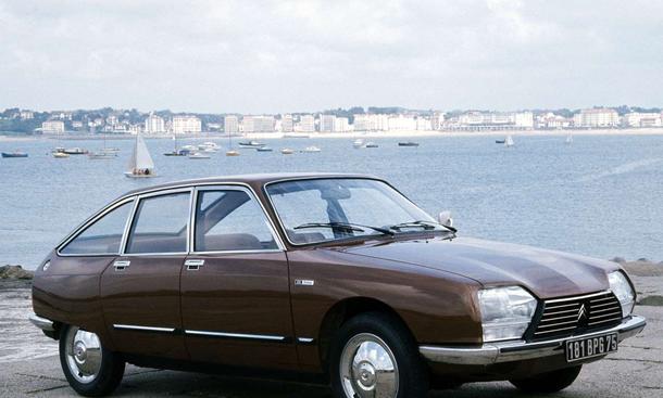 Ab 1974 stand der GS als Luxusversion Pallas in den Preislisten. Den Antrieb besorgte ein 58-PS-Boxermotor mit 1,2 Liter Hubraum
» zurück zum Artikel