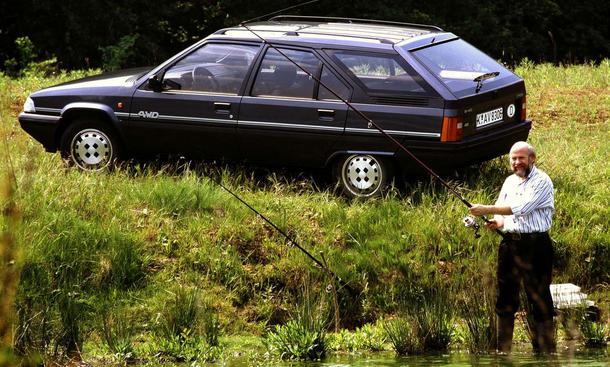 Für schlechte Wege gab es den BX mit Allradantrieb, wer etwas mehr Platz benötigte, griff zum Break. Aus Kostengründen waren die hinteren Türen bei Limousine und Kombi identisch
» zurück zum Artikel