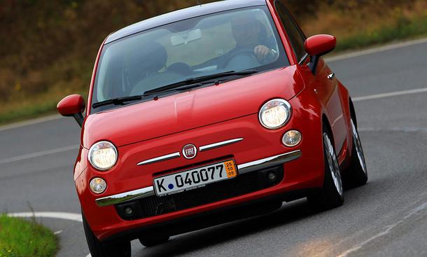Fiat 500 Und Ford Ka Im Ersten Vergleich Auto Zeitung 23 08