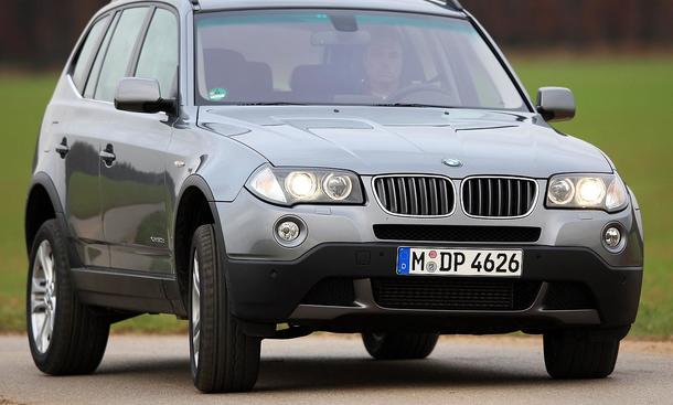 BMW X3 xDrive30d
Gefühlvolle Lenkung, agiles Handling – in Kurven zeigt der X3 seine Stärken BMW X3 xDrive30d
