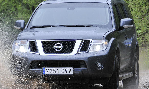 Nissan Pathfinder 2.5 dCi XE
Von 171 auf 190 PS wurde der neue Pathfinder aufgepeppt Von 171 auf 190 PS wurde der neue Pathfinder aufgepeppt