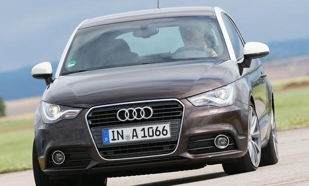 Audi A1 1.6 TDI Der neue Audi A1 ist ein Sportwagen im Kleinwagenformat Audi A1 1.6 TDI Frontansicht