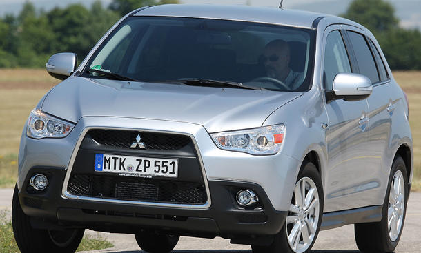 Mitsubishi ASX 1.8 Di-D 2WDDer Entspannte: Schnelle Kurven quittiert der ASX mit starkem Untersteuern Mitsubishi ASX 1.8 Di-D 2WD Kompakt-SUV
