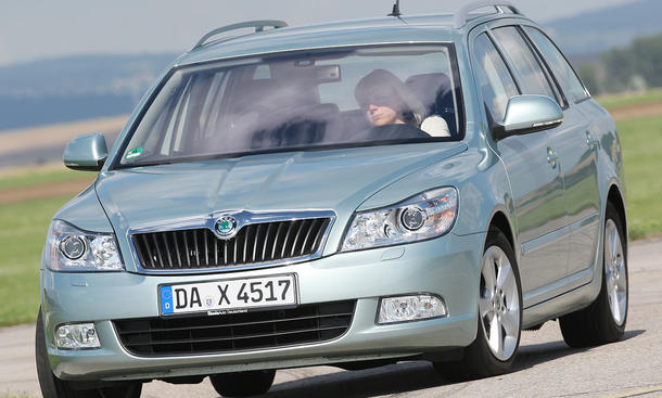 Skoda Octavia Combi 1.4 TSIElegante Erscheinung: Der Skoda Octavia gefällt mit seinem zeitlosen Design Skoda Octavia Combi 1.4 TSI Vorderansicht