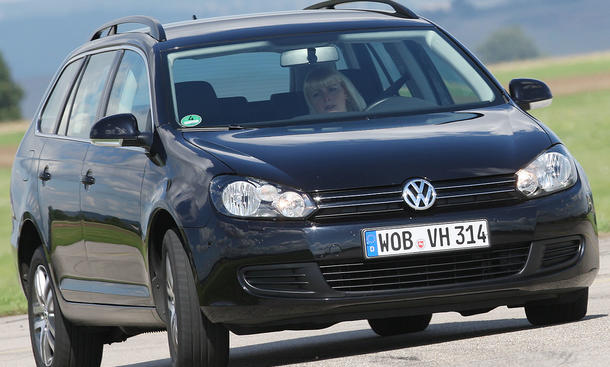 VW Golf Variant 1.4 TSIFamiliengesicht: Mit dem letztjährigen Facelift hat der Variant das aktuelle VW-Design übernommen VW Golf TSI 021 im Vergeichstest