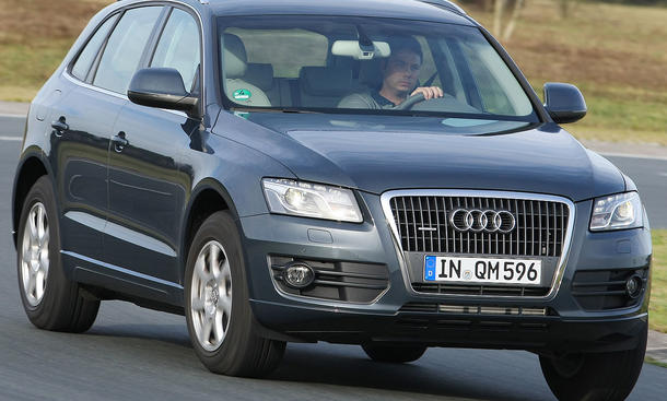 Audi Q5 2.0 TDI quattro
Der Q5 kostet ab 39.400 Euro Audi Q5 2.0 TDI quattro ab 39.400 Euro