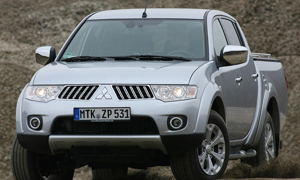 Mitsubishi L200 2.5 DI-D+
Der L200 kostet ab 31.840 Euro Mitsubishi L200 2.5 DI-D+ ab 31.840 Euro