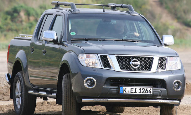 Nissan Navara 2.5 dCi
Der Navara kostet ab 27.749 Euro Nissan Navara 2.5 dCi ab 27.749 Euro