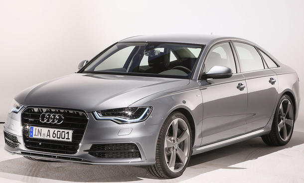 Frontansicht - Audi A6
Der A6 steht mit 51.200 Euro in der Preisliste (3.0 TDI Quattro) Audi A6