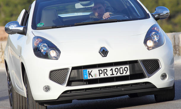 Renault Wind 1.6 16V 130
Der Wind kostet ab 18.300 Euro Renault Wind 1.6 16V 130 ab 18.300 Euro