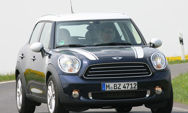 Mini Cooper D Countryman ALL4
Er ist der größte aller Mini! Mini Cooper D Countryman ALL4 im Vergleichstest