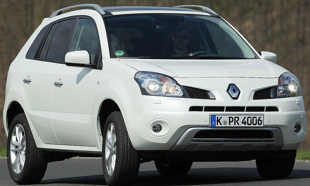 Renault Koleos dCi 175 FAP 4x4
Sparsamere und harmonischer Dieselmotor: 7.7 Liter auf 100 km Renault Koleos dCi 175 FAP 4x4 Sparsamer Koleos