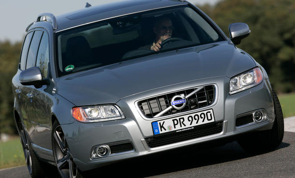 Volvo V70 D3 - R Design