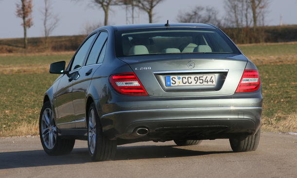 Mercedes C 200 BlueEFFICIENCY - Heckantrieb