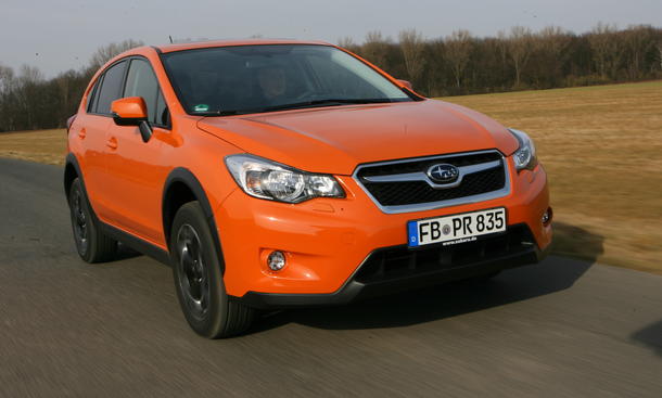 Subaru XV 2.0D - Subaru bringt mit dem neuen XV frischen Wind in die Klasse der Kompakt-SUV Subaru XV 2.0D