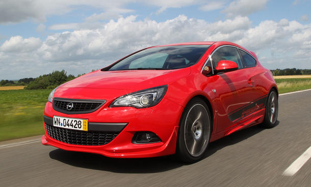 Opel Irmscher Astra GTC 2012