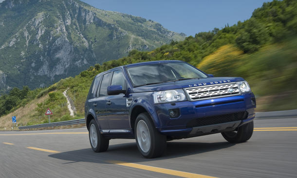 Land Rover Freelander TD4 SUV-Vergleich 2012 Fahraufnahme Front