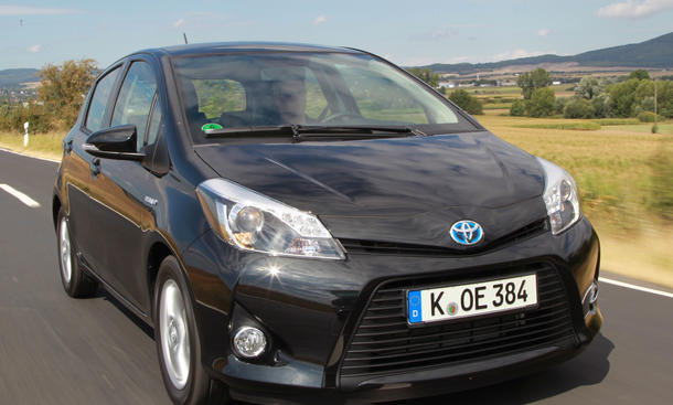 Bilder Toyota Yaris Hybrid 2012 