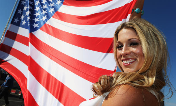 Formel 1 2012: Grid Girls - "Grid Girls" made in USA: Bei der Rückkehr der Formel 1 in die Staaten verzückten hübsche Cowgirls den Rennzirkus Formel 1 Grid Girls 2012 USA GP Austin
